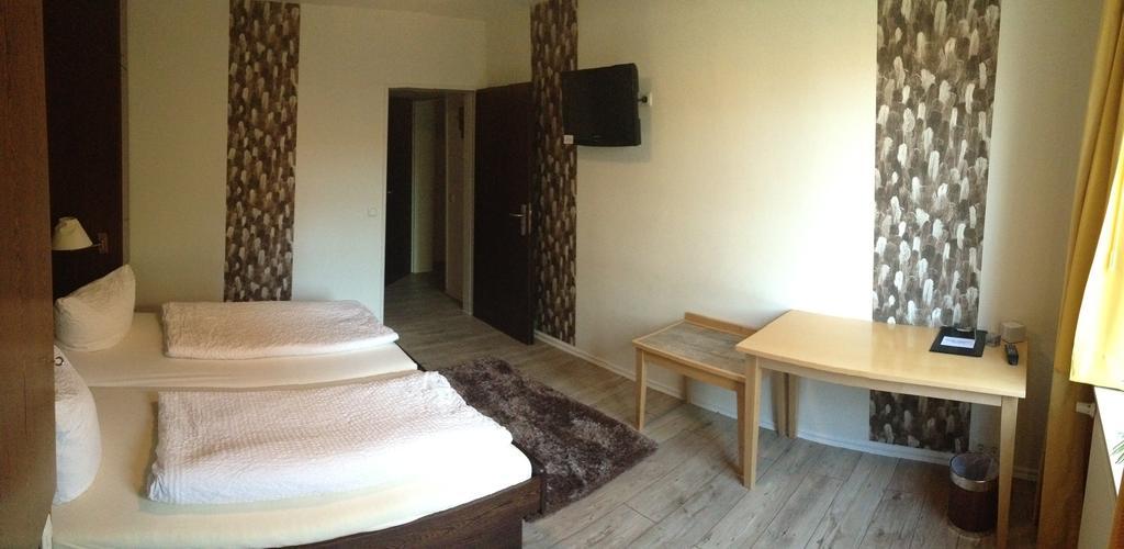 Hotel Zum Weissen Ross Winsen  Екстериор снимка