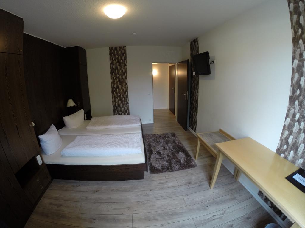 Hotel Zum Weissen Ross Winsen  Екстериор снимка